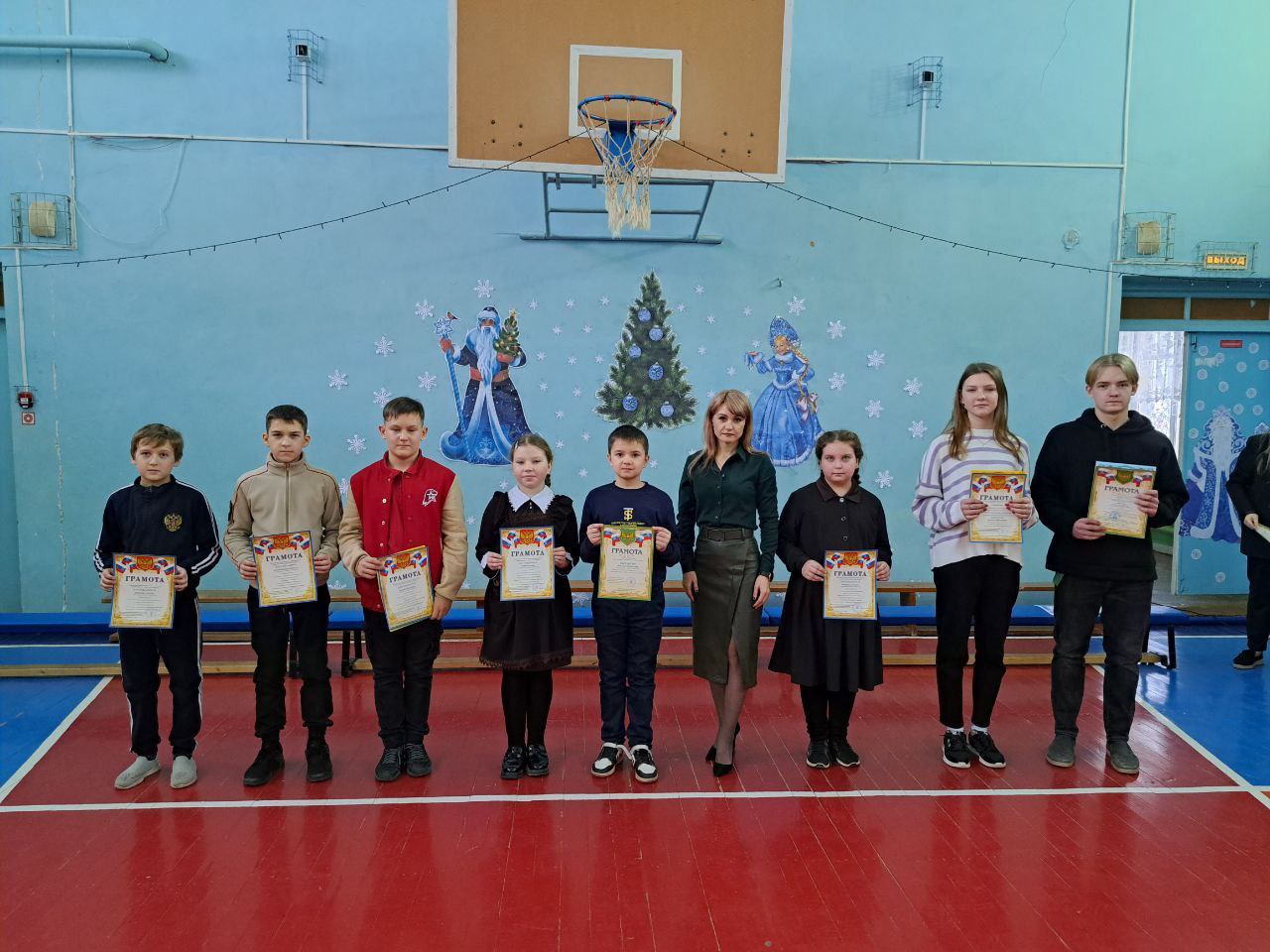 Церемония награждения победителей и призёров школьного этапа Всероссийской олимпиады школьников.